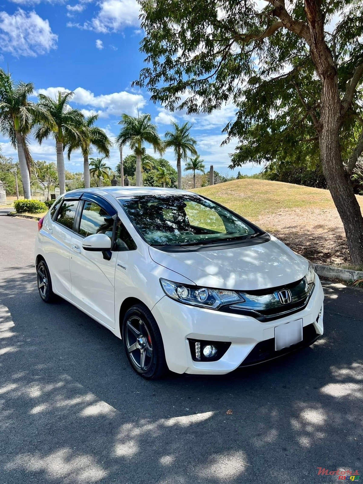 2016' Honda Fit photo #1