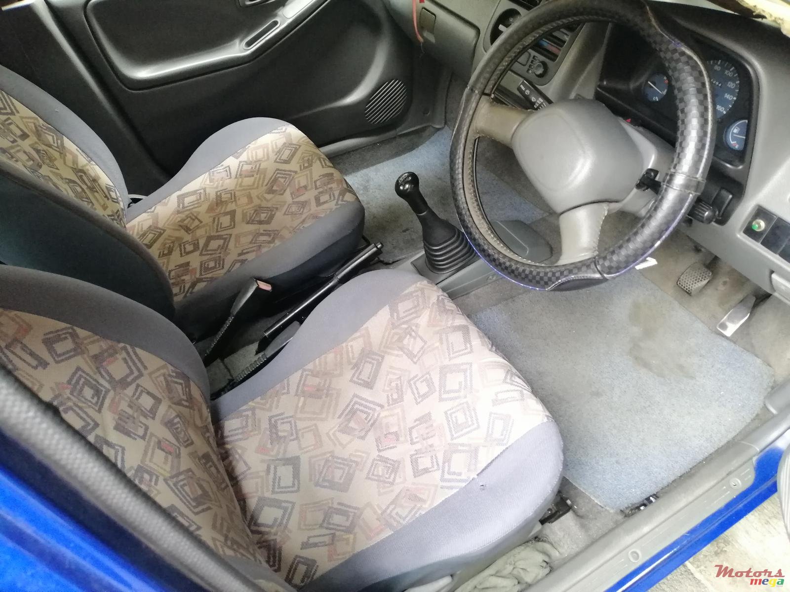 2003' Suzuki Alto photo #4