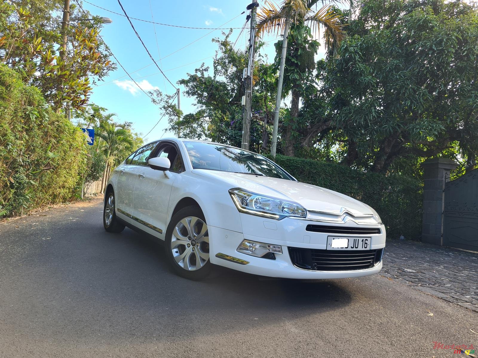 2016' Citroen C5 Automatic photo #1