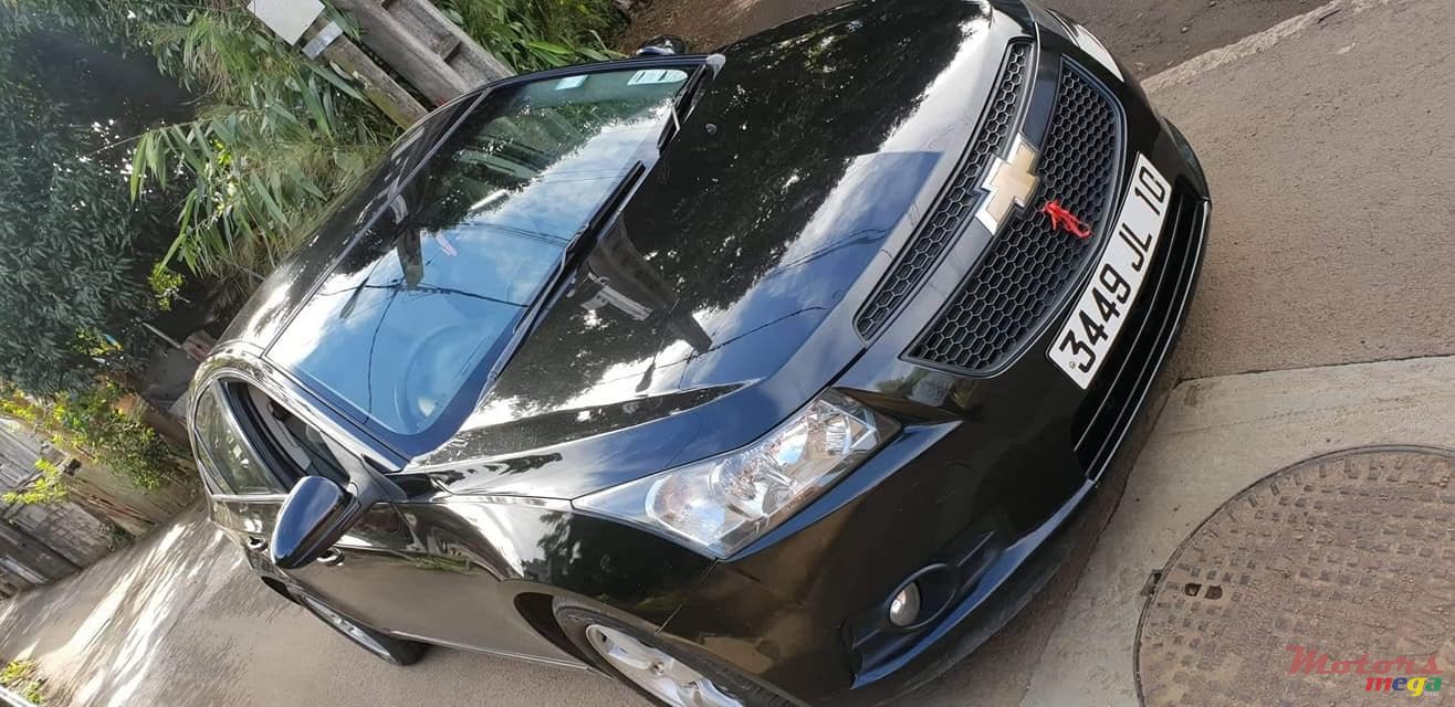 2010' Chevrolet Cruze photo #6