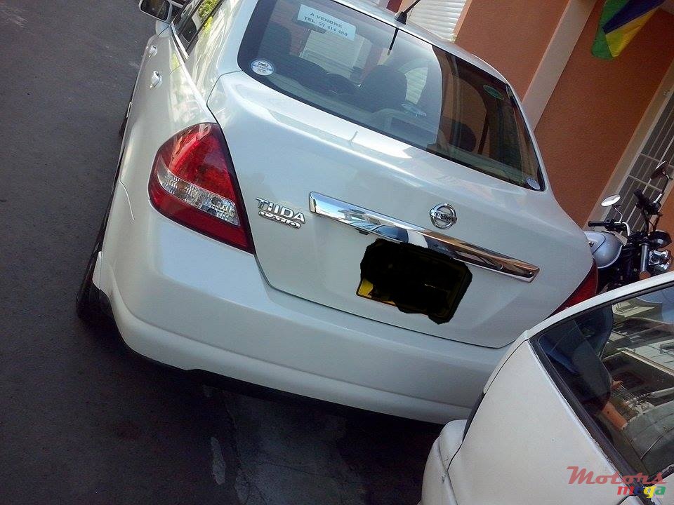 2010' Nissan Tiida dorigine photo #1