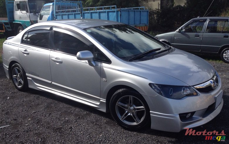 2010' Honda Civic photo #1