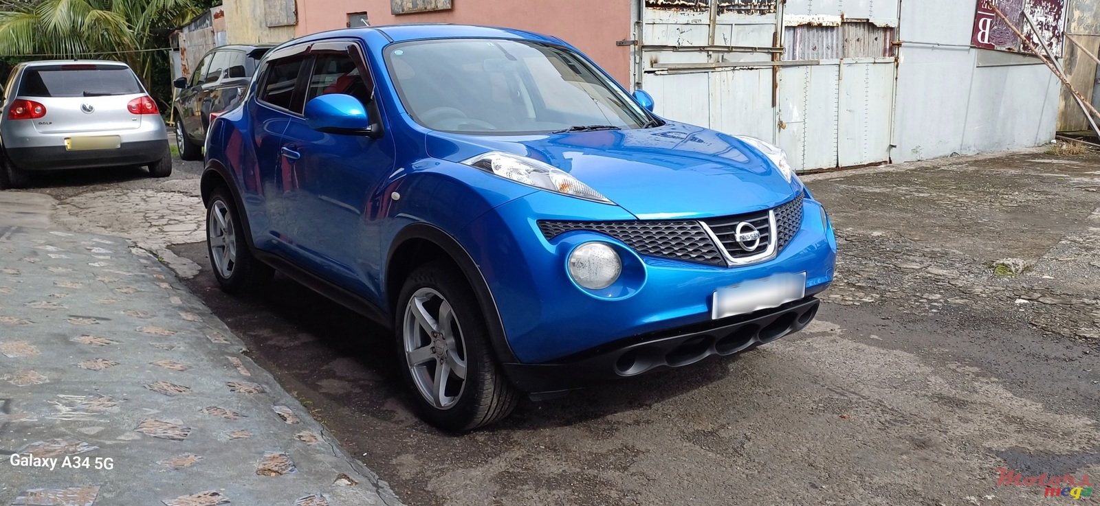 2011' Nissan Juke photo #1