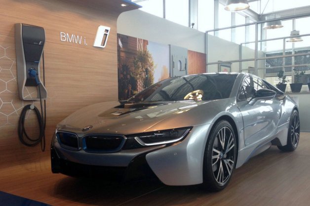 Someone's Willing to Pay $16,000 for a Hollow, Non-Working BMW i8