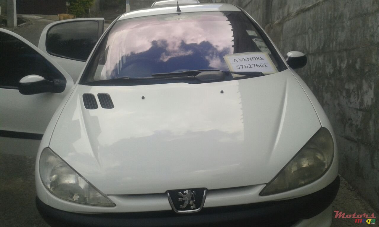 2001' Peugeot No photo #1