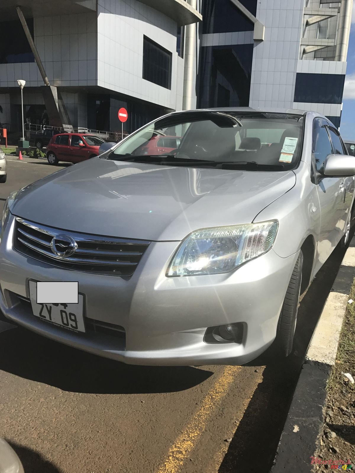 2009' Toyota Axio photo #4