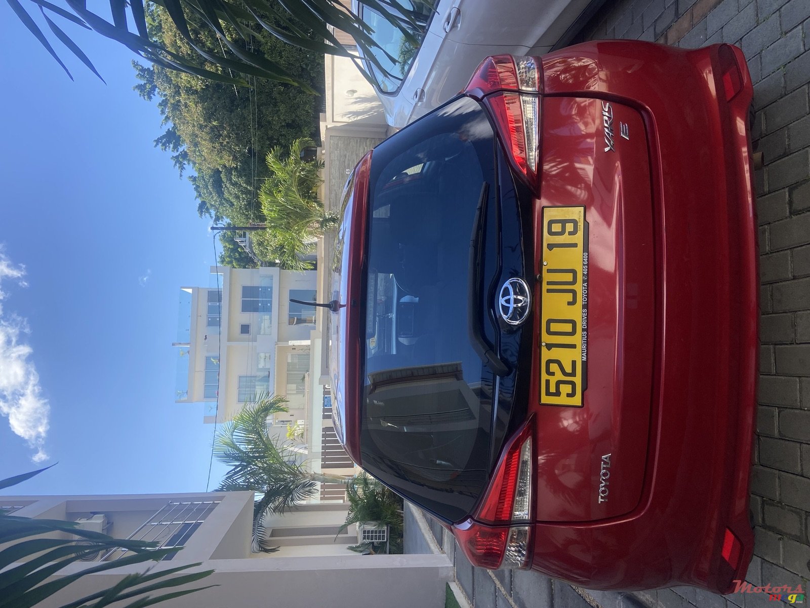 2019' Toyota Yaris photo #1