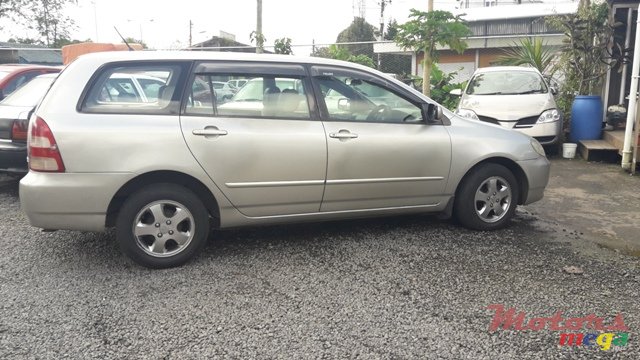 2002' Toyota Fielder photo #4