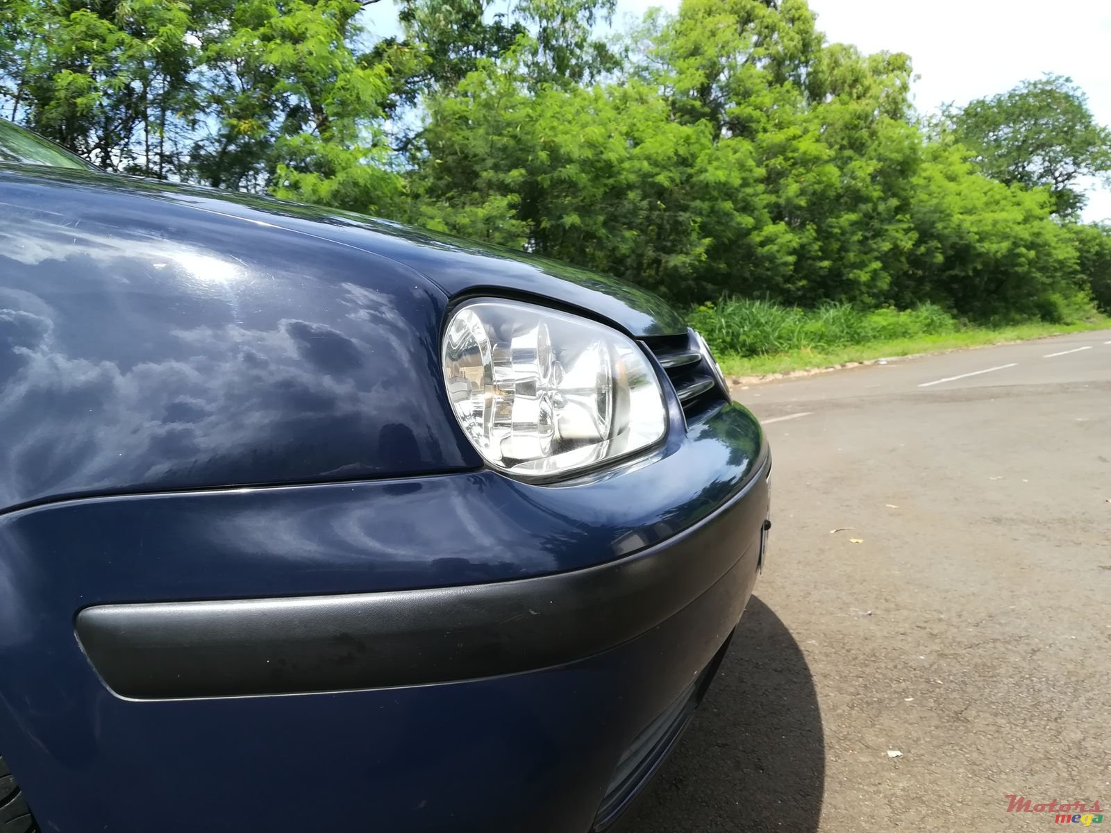 2003' Volkswagen Golf IV photo #3