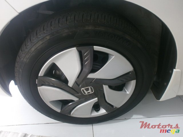 2014' Honda FIT USA Hybrid photo #5