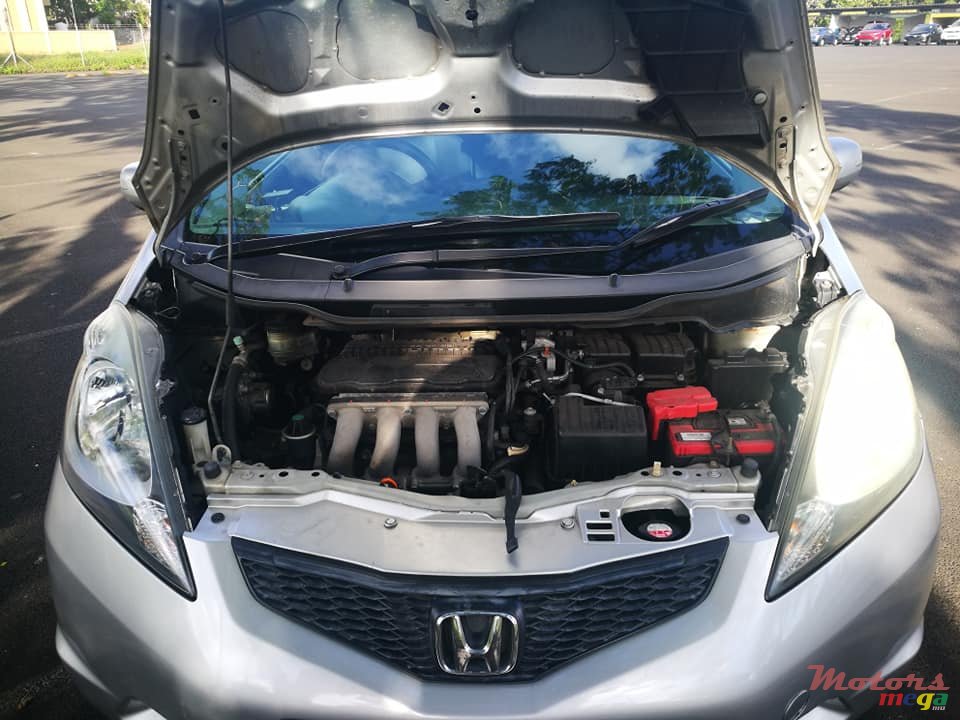 2010' Honda Fit photo #6