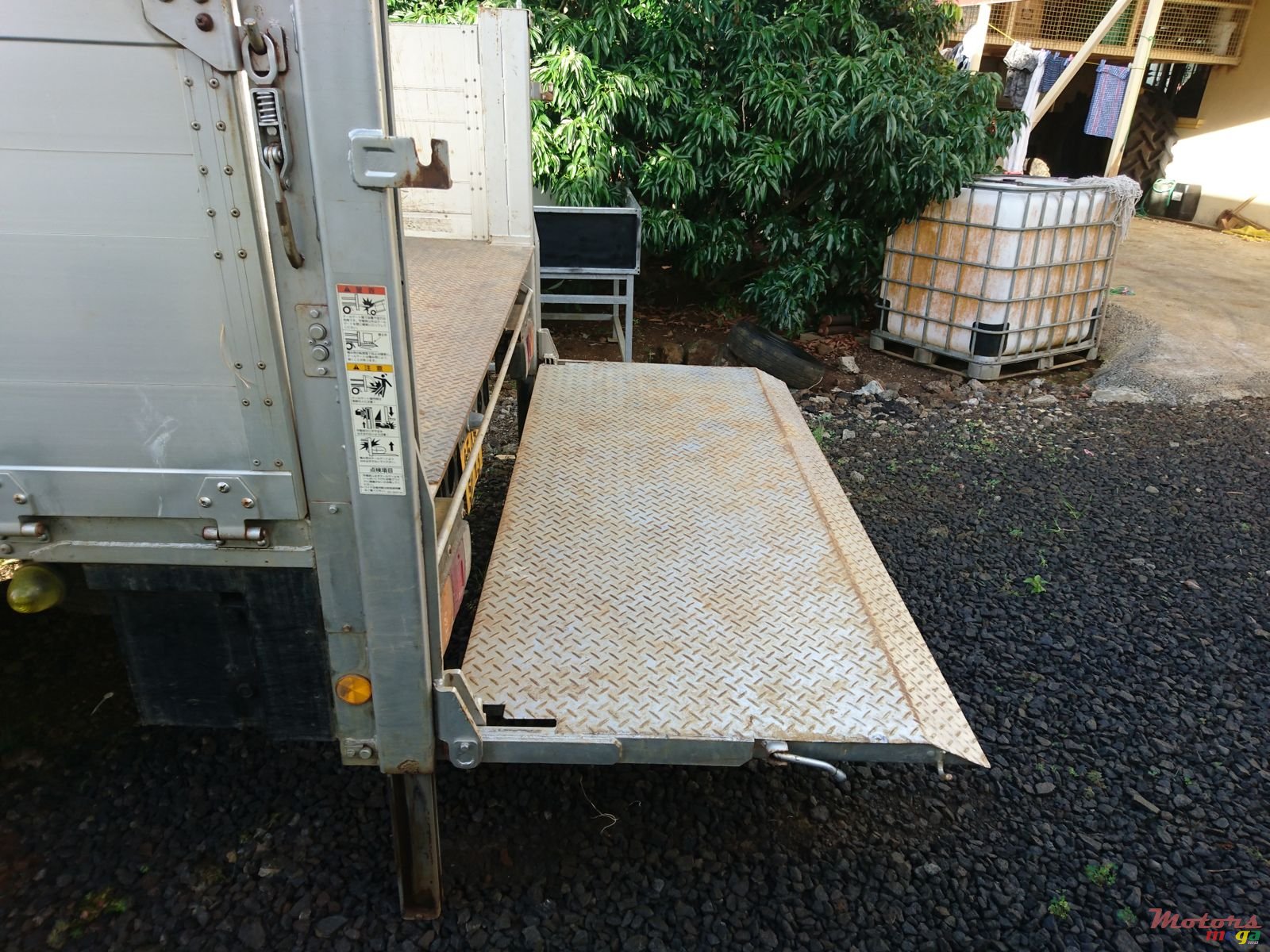 2013' Mitsubishi photo #3