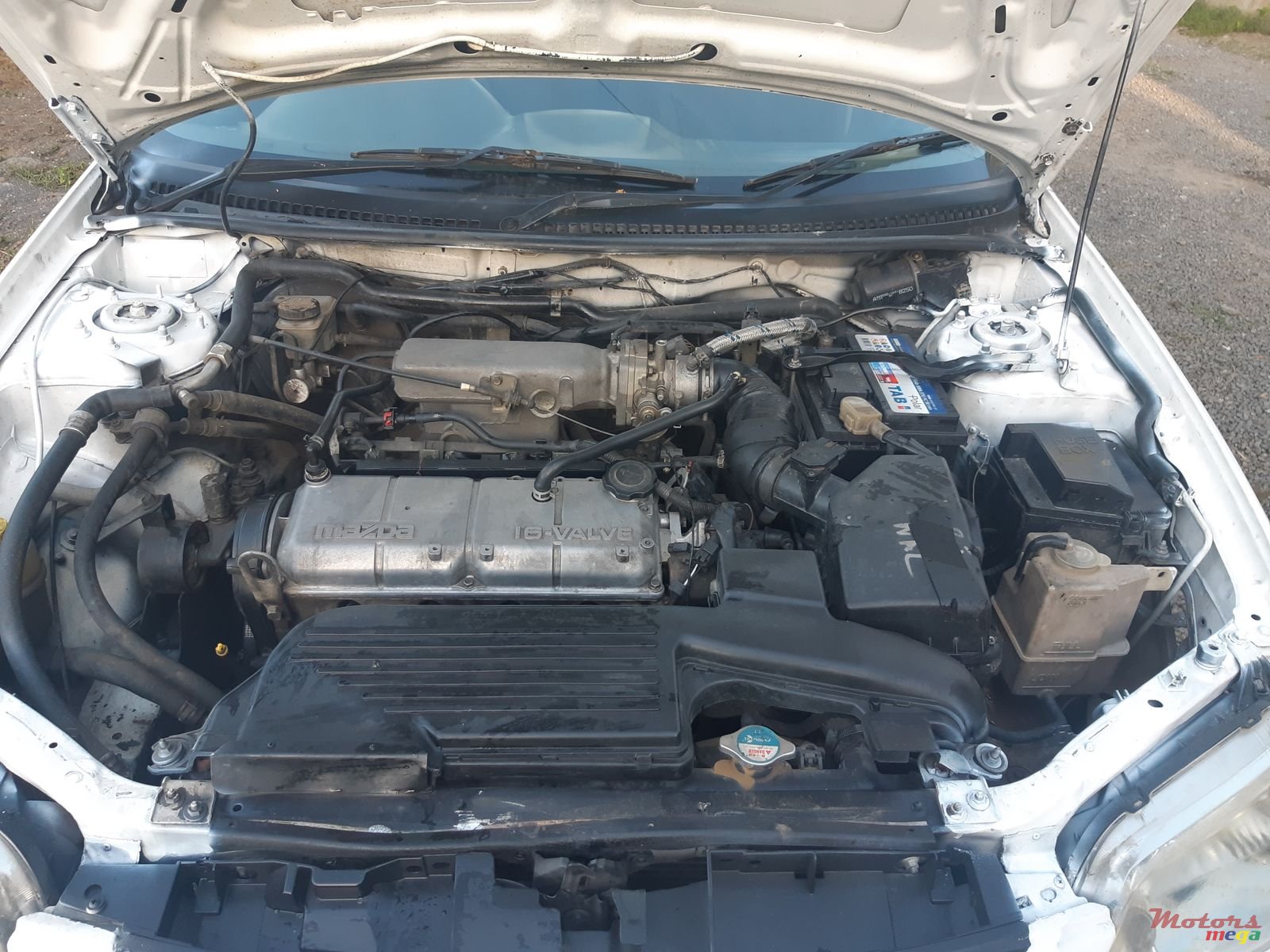 2001' Mazda familia photo #3