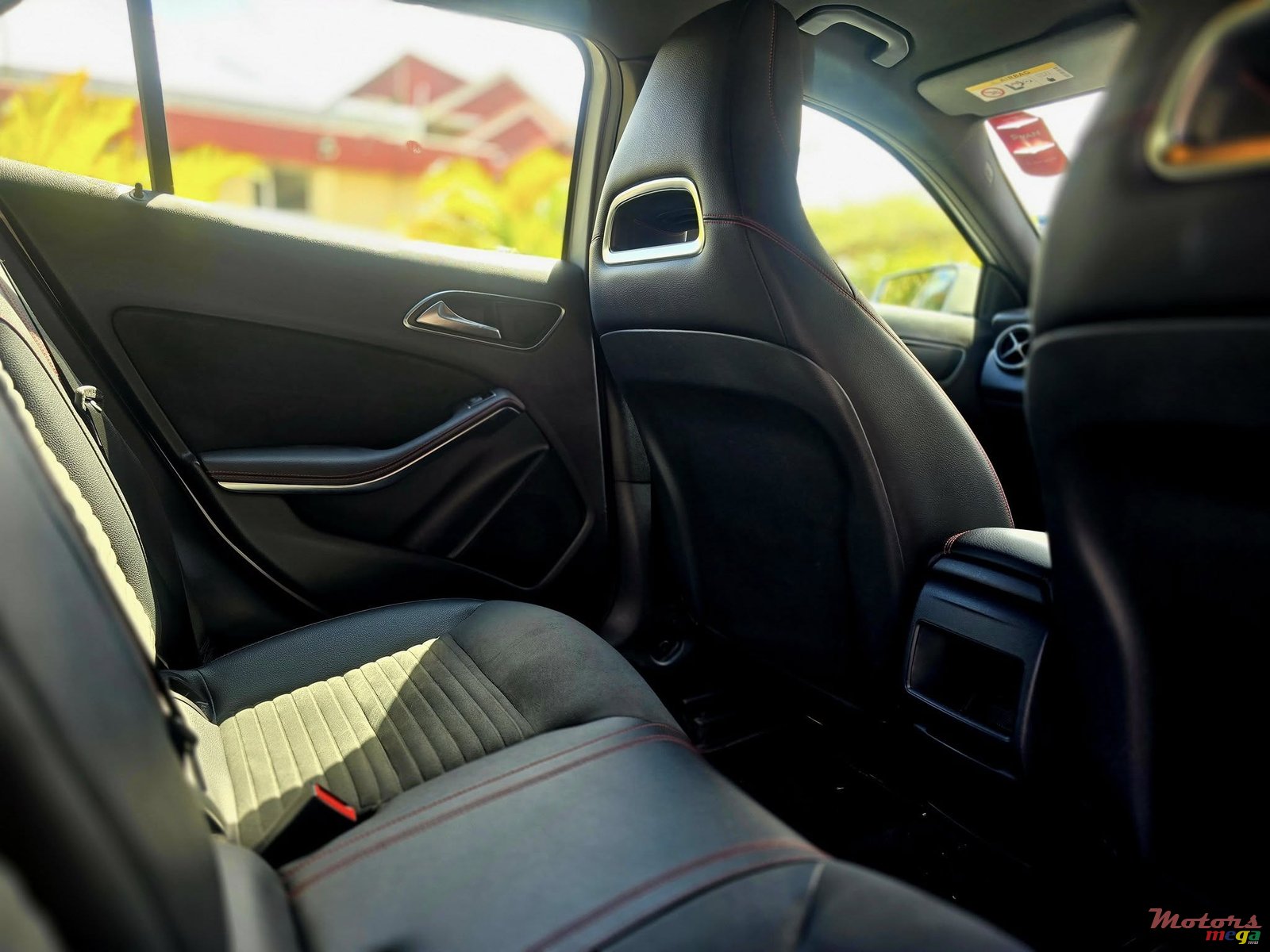 2016' Mercedes-Benz GLA 200 photo #4