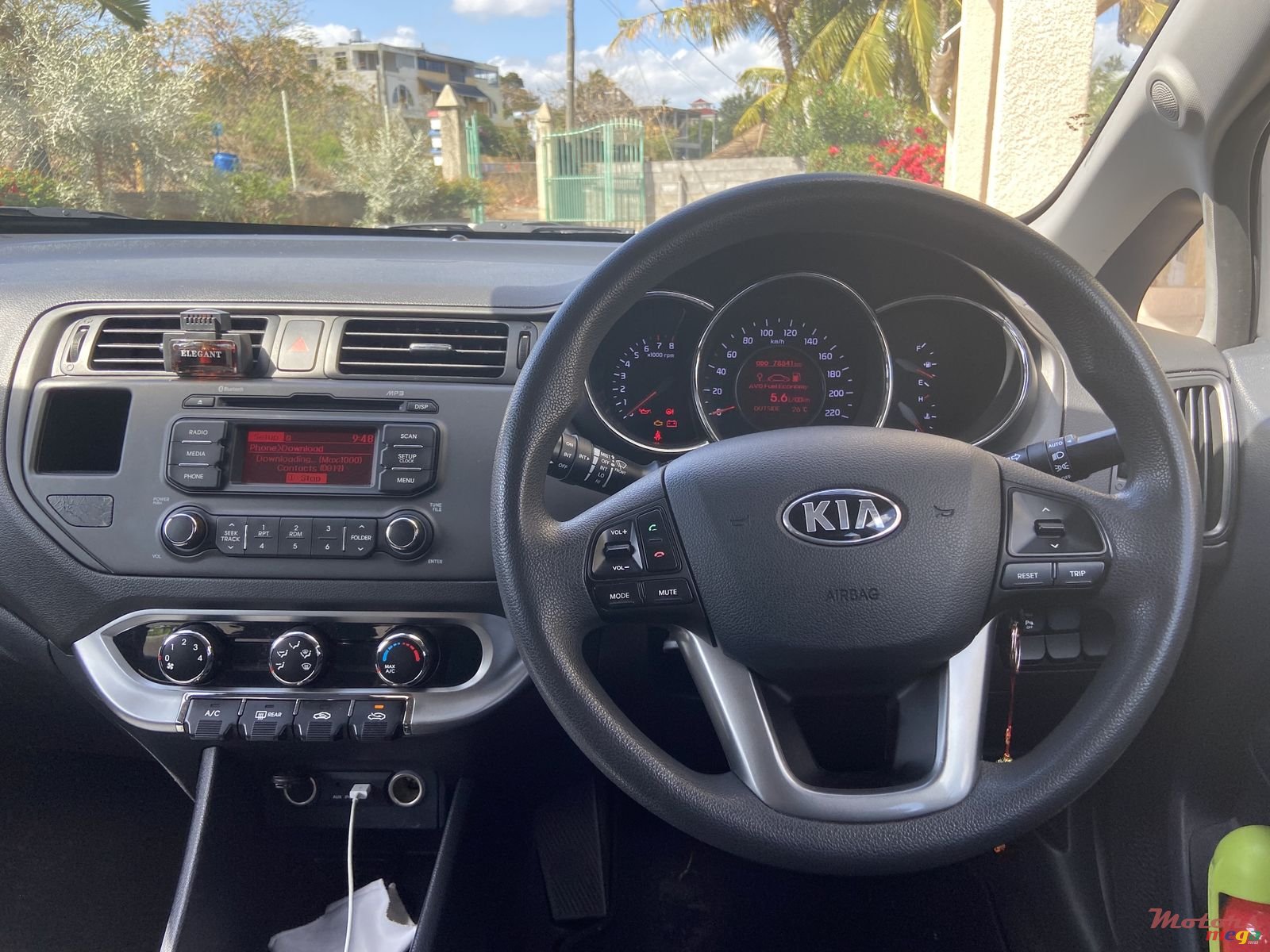 2013' Kia Rio photo #5