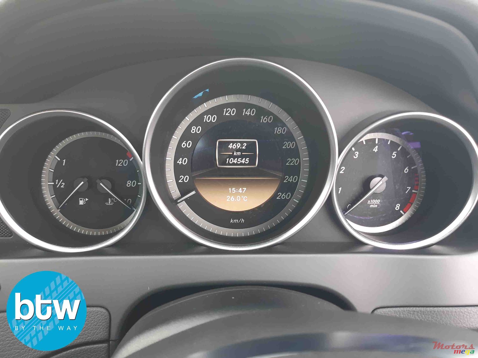 2011' Mercedes-Benz C-Class 180 photo #7