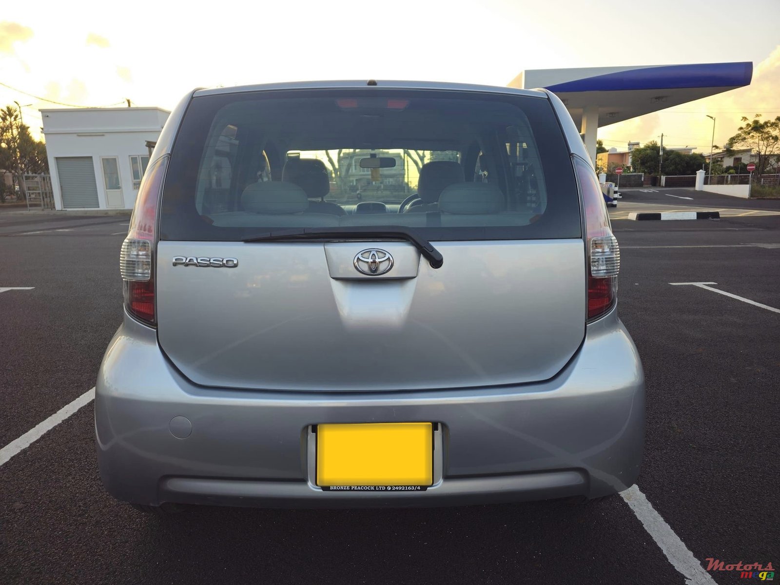 2006' Toyota Passo photo #3