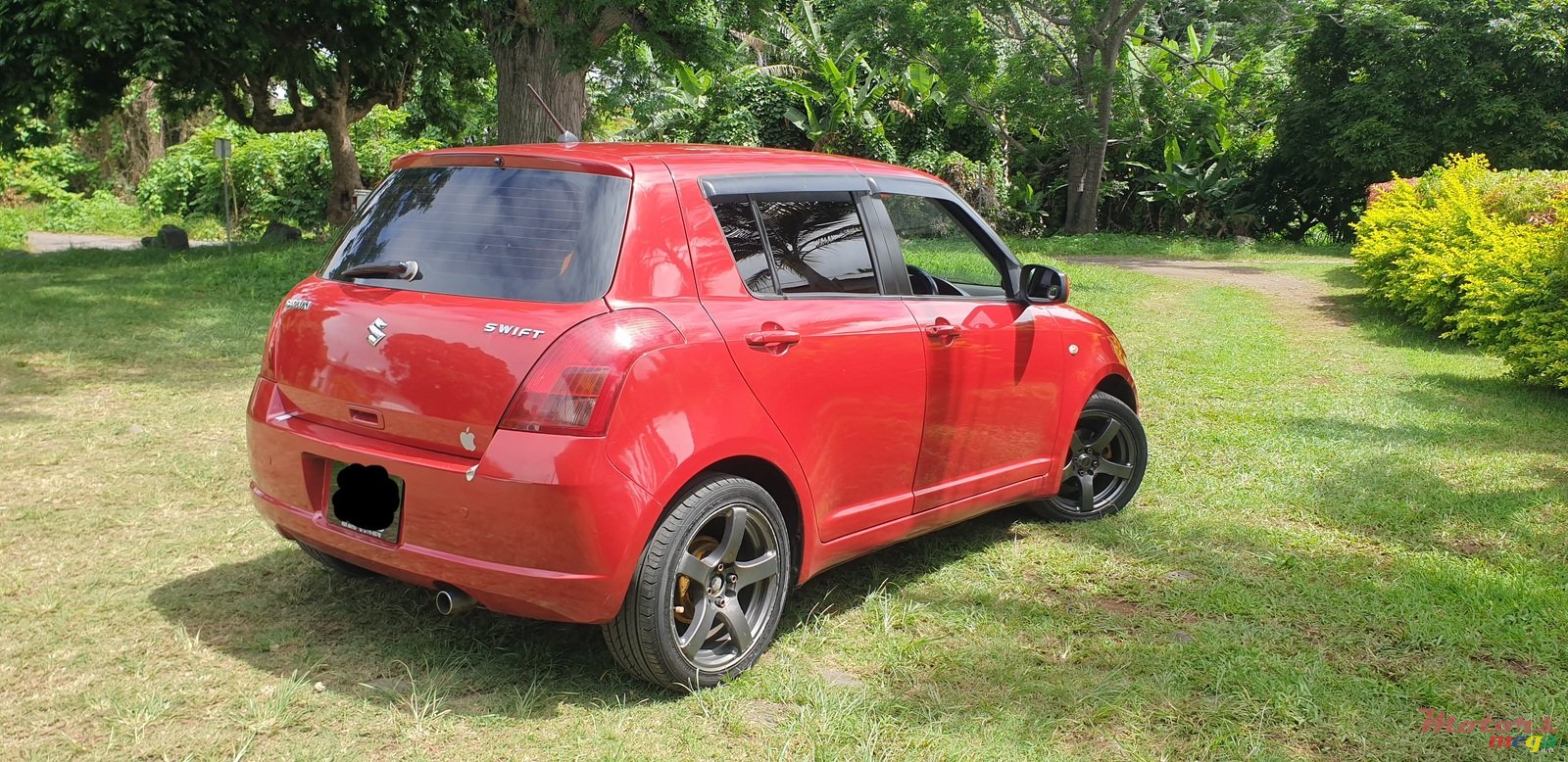 2005' Suzuki Swift 1.5 DOHC photo #4