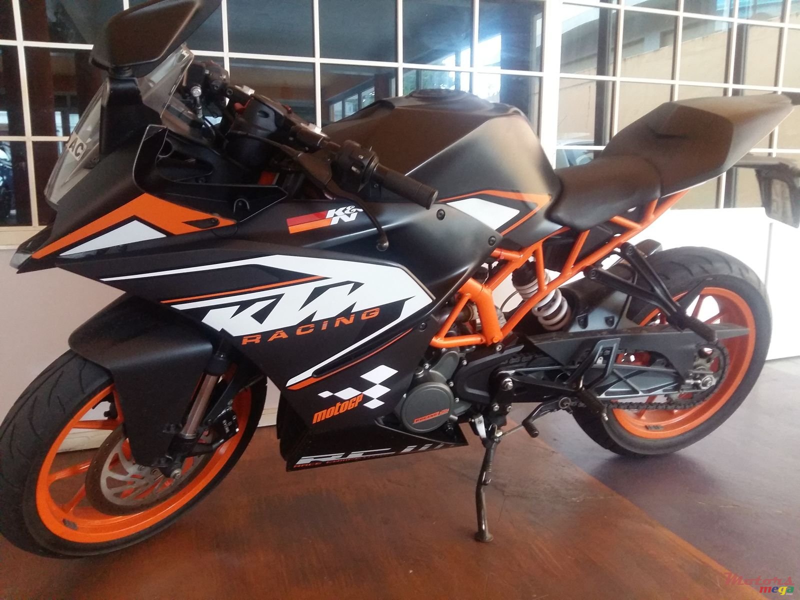 2017' KTM RC 200 photo #1