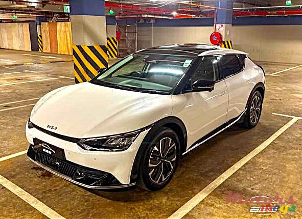 2022' Kia EV6 photo #3