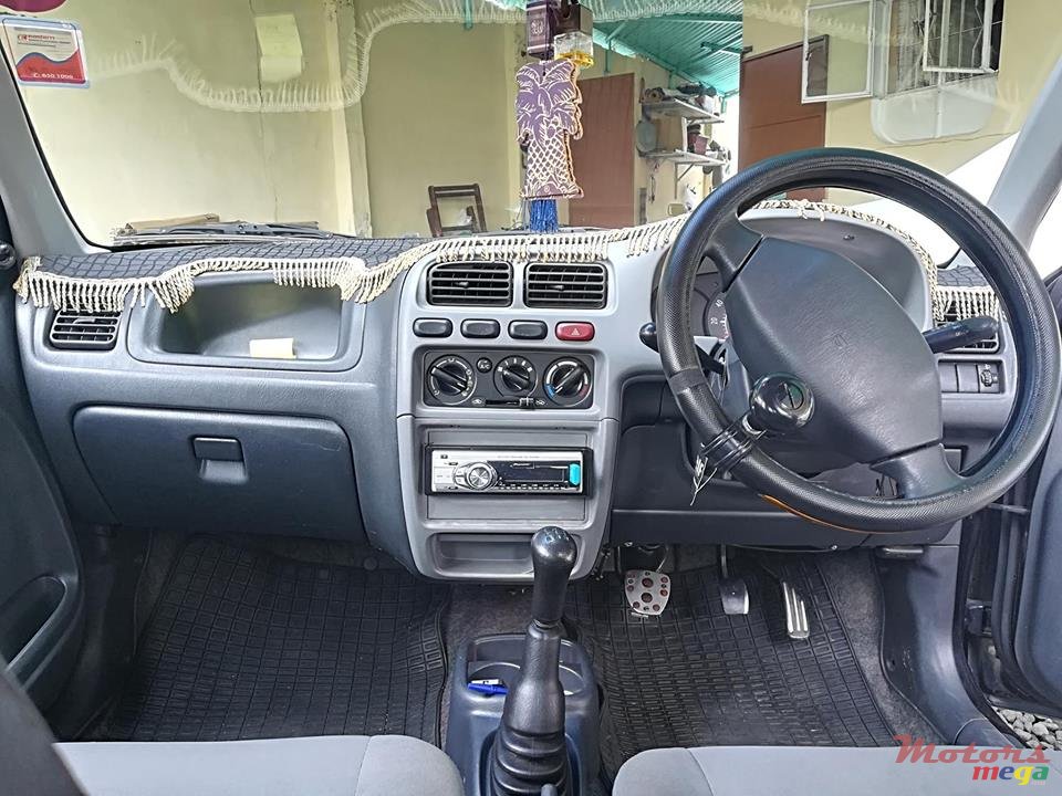 2010' Suzuki Alto photo #1