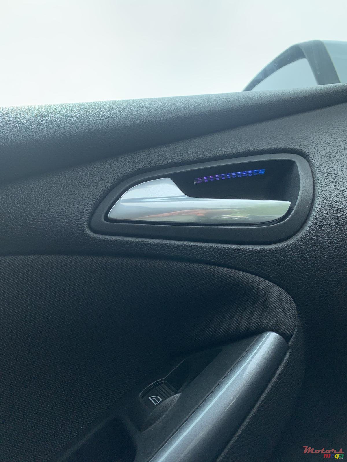 2012' Ford Focus photo #5