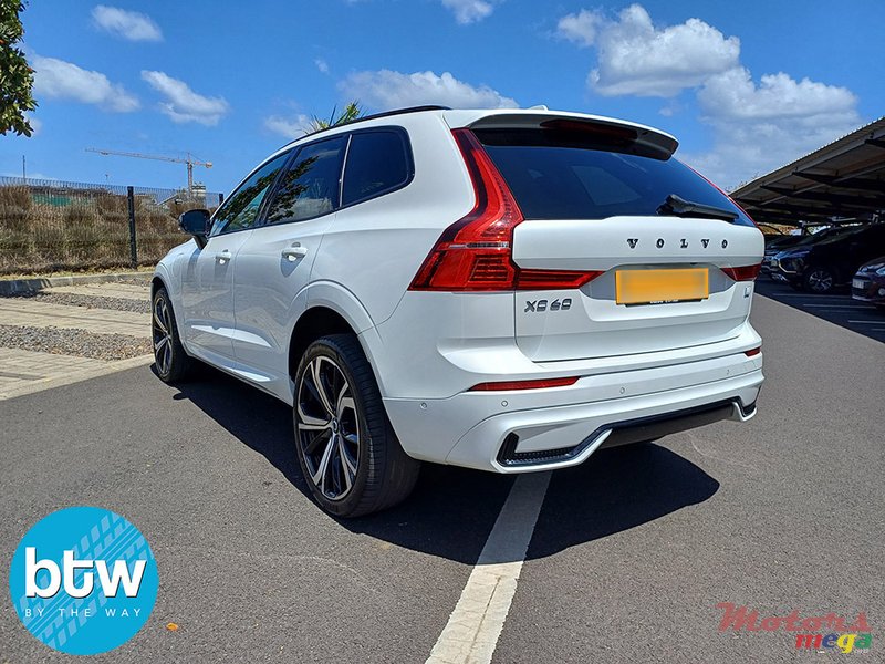 2023' Volvo XC60 T8 RECHARGE- AWD photo #4