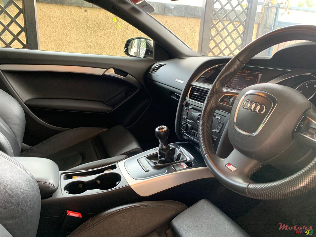 2010' Audi A5 S-Line photo #6