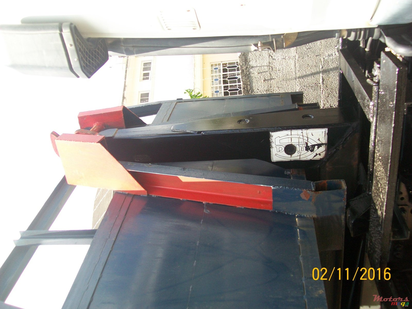 2002' Mitsubishi Fuso FM 615 photo #3