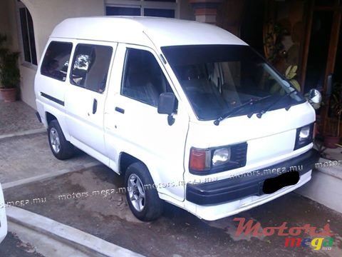 1991' Toyota HiAce liteace photo #1