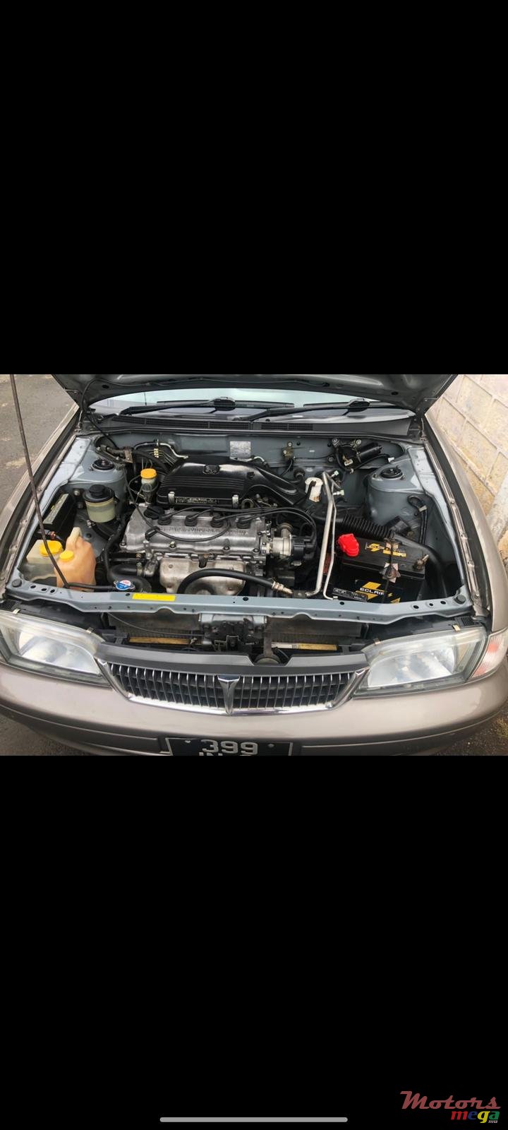 2000' Nissan Sunny photo #5