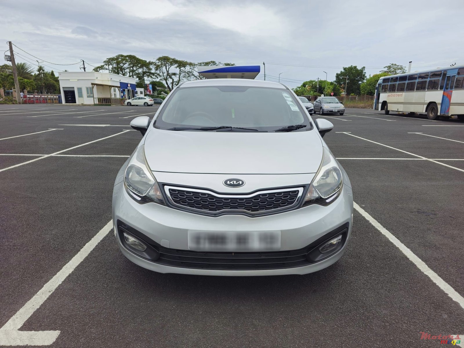 2013' Kia Rio 1.4L photo #1