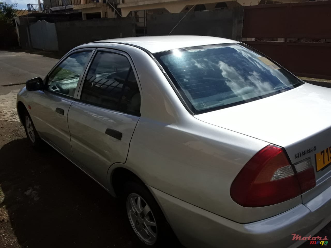 2000' Mitsubishi Lancer photo #5