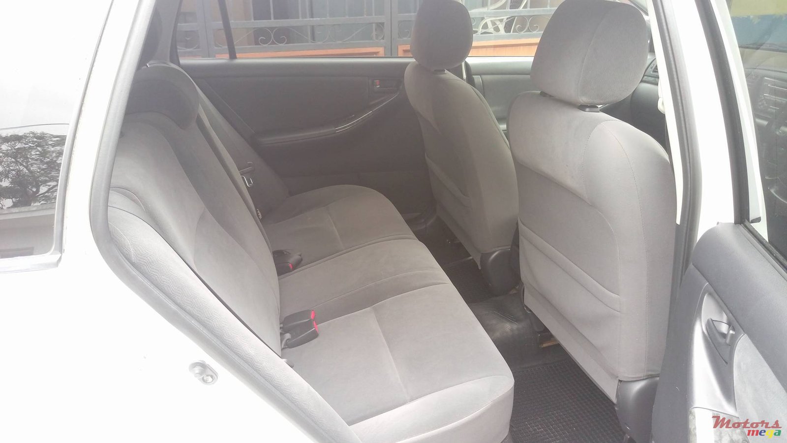 2005' Toyota Fileder G-Edition photo #3