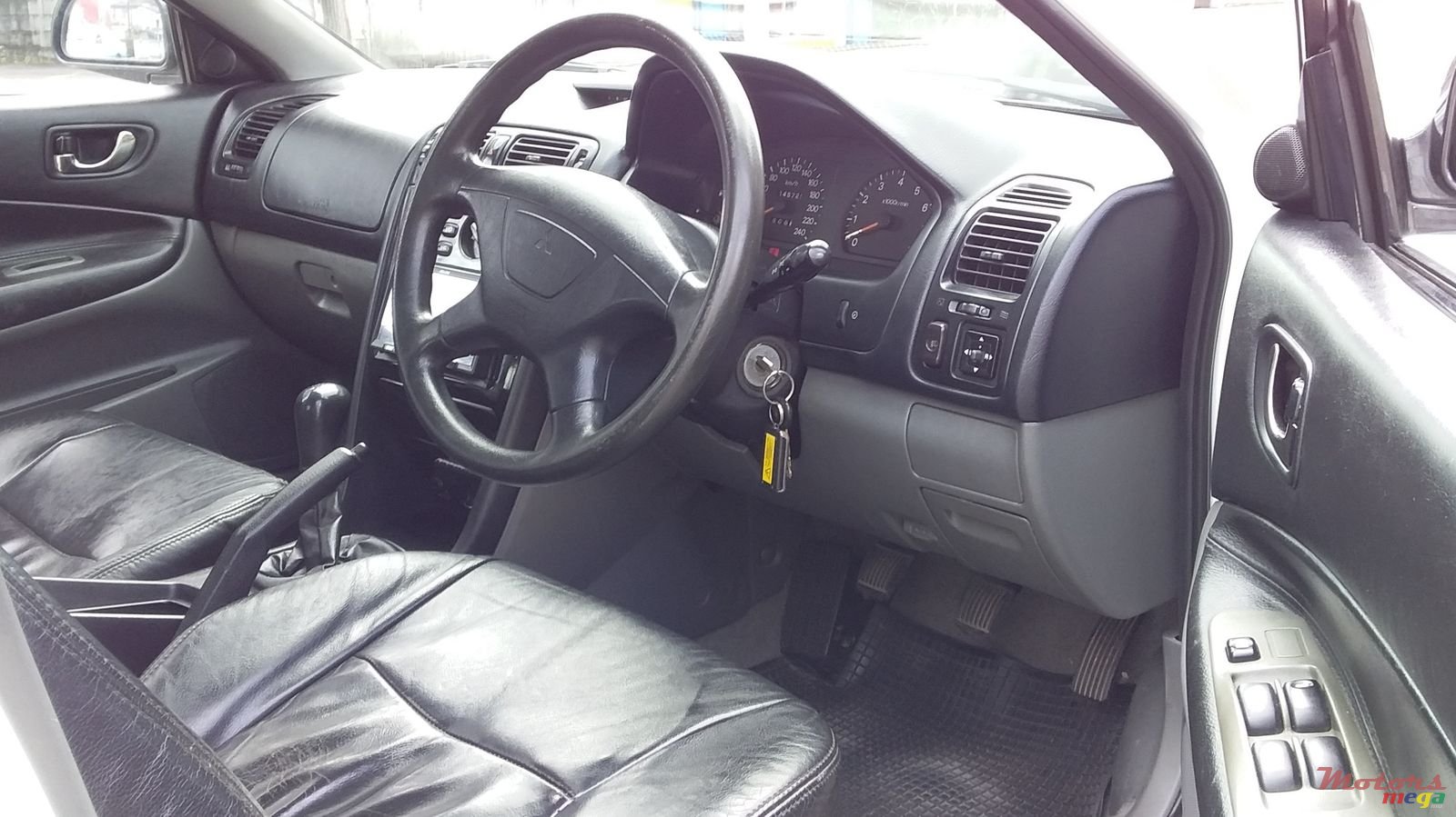 2006' Mitsubishi Galant photo #4