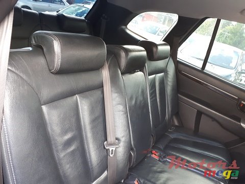 2010' Hyundai Santa Fe photo #5