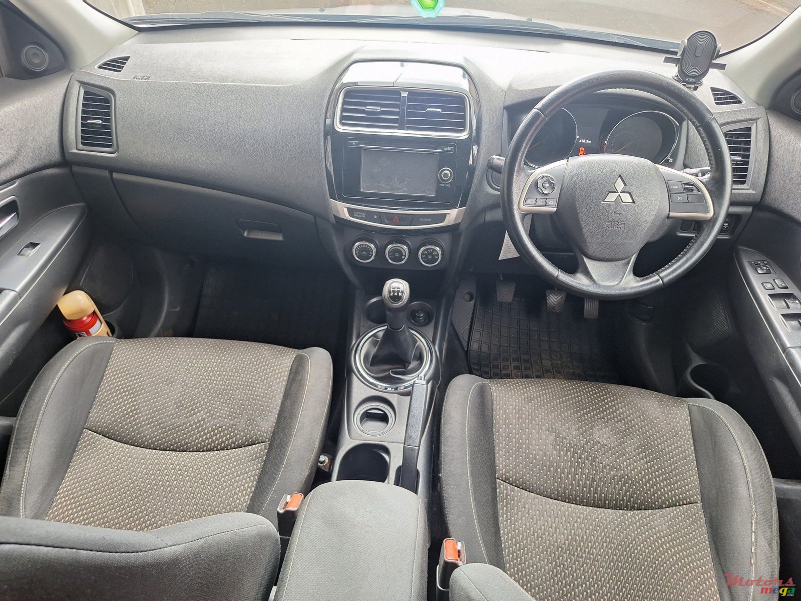 2014' Mitsubishi ASX photo #6
