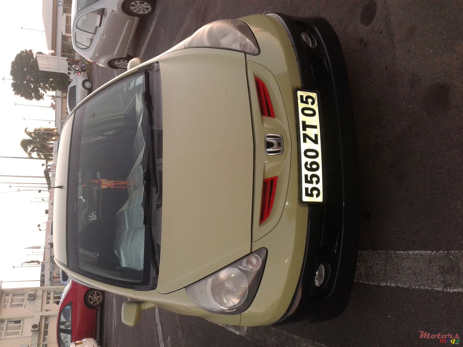 2005' Honda Jazz photo #4