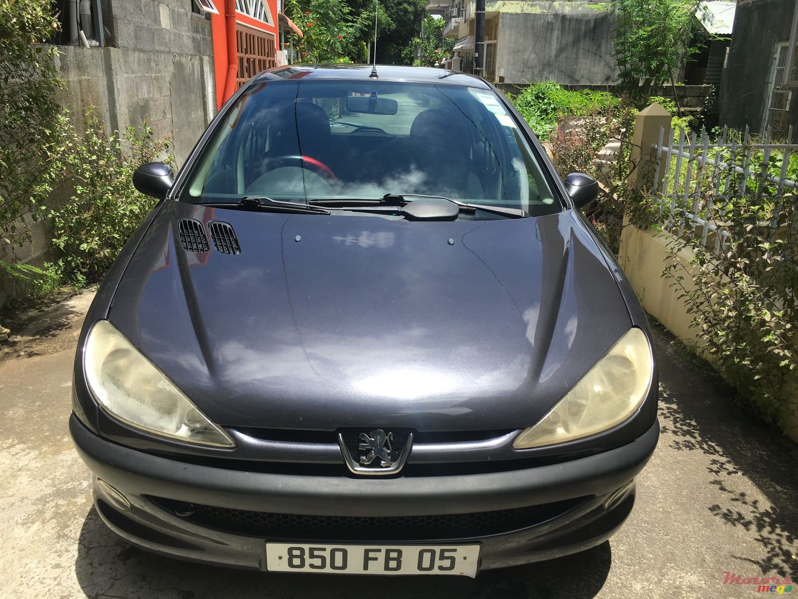 2005' Peugeot 206 photo #2