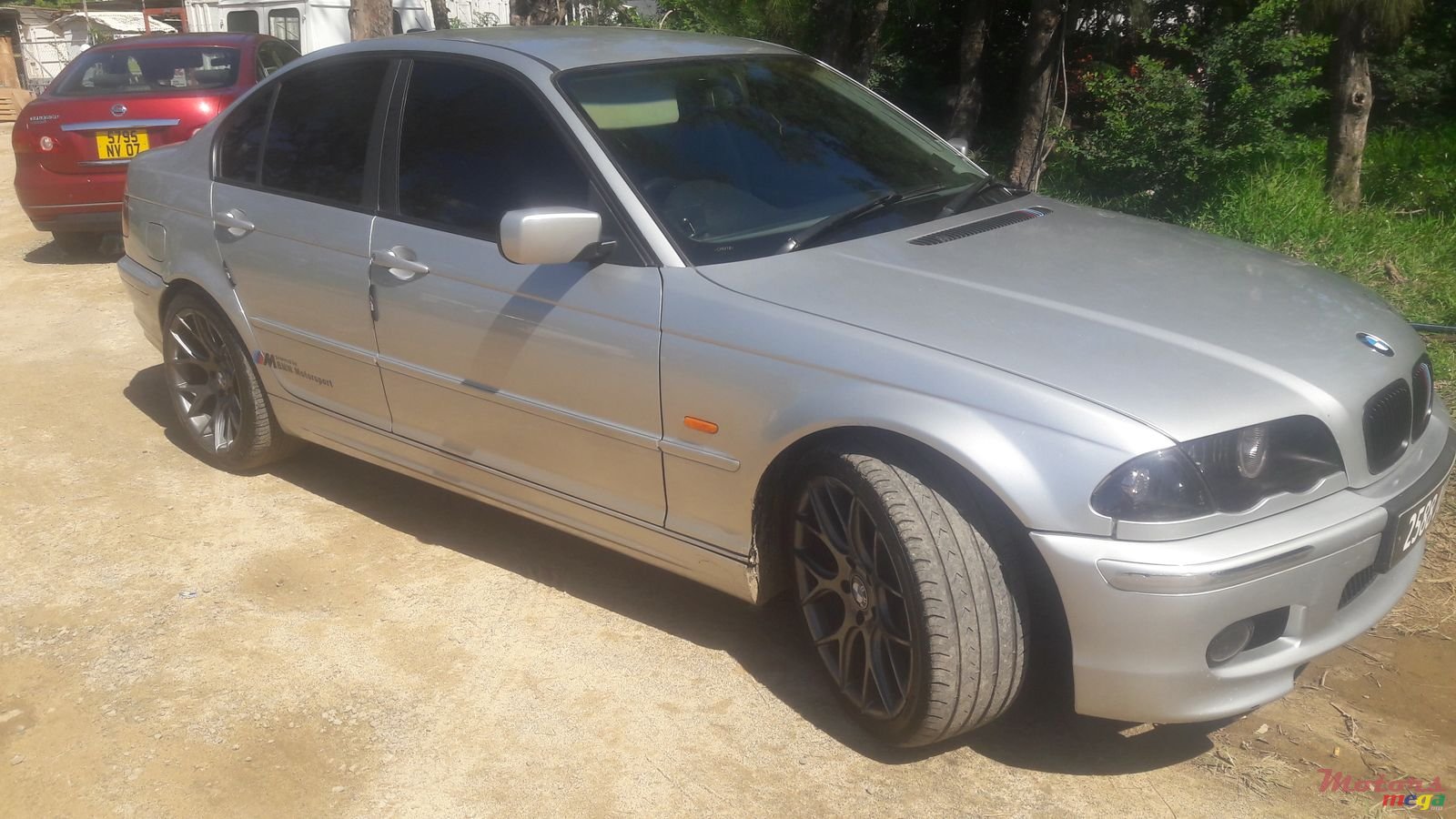 1999' BMW 318 photo #6