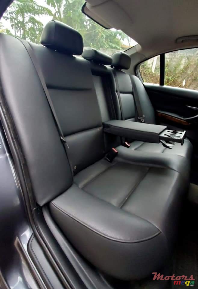 2008' BMW 3 Series Original condition photo #7