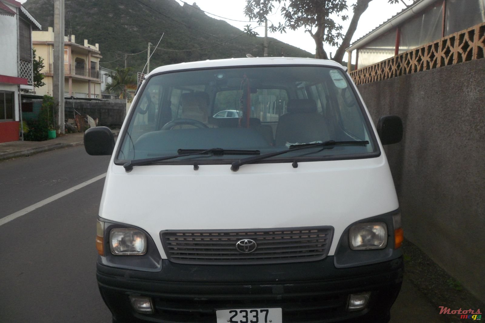 1999' Toyota HiAce no photo #4