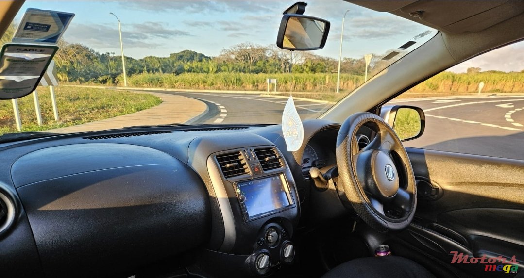 2012' Nissan Almera photo #4