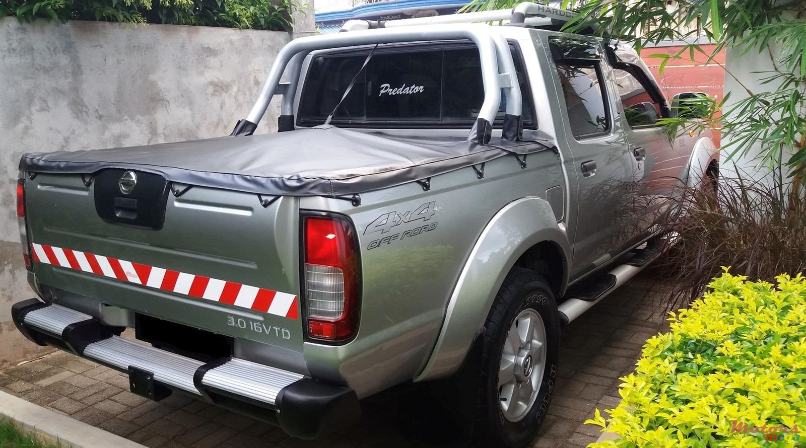 2007' Nissan Hardbody photo #3