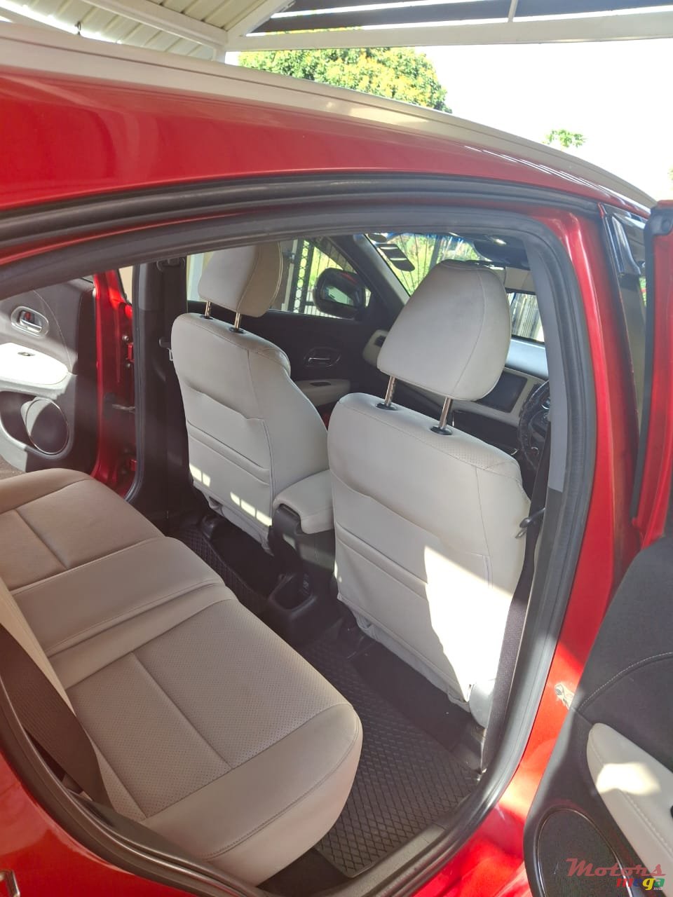 2015' Honda HR-V vezel photo #4