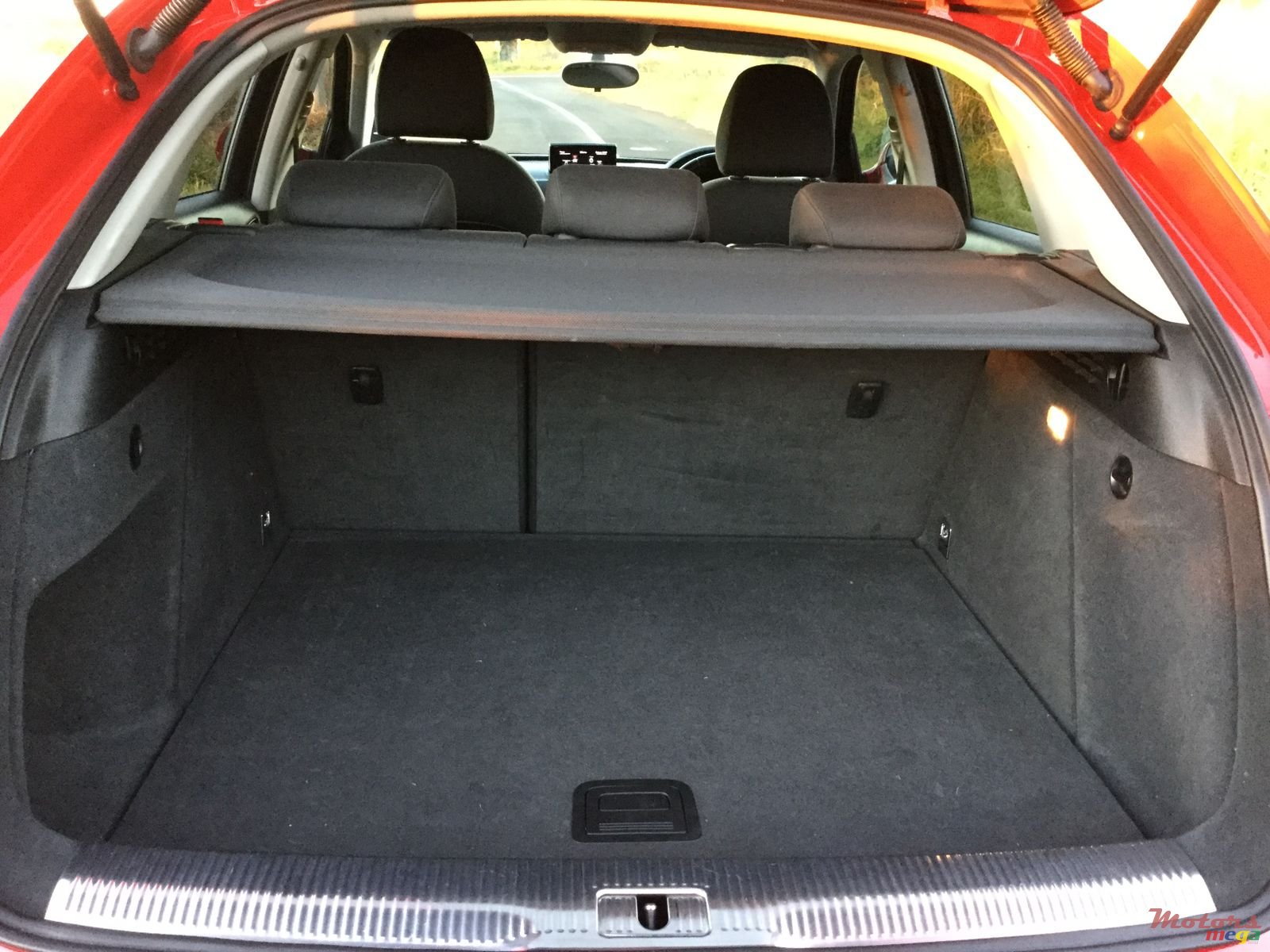 2014' Audi Q3 SUV photo #5