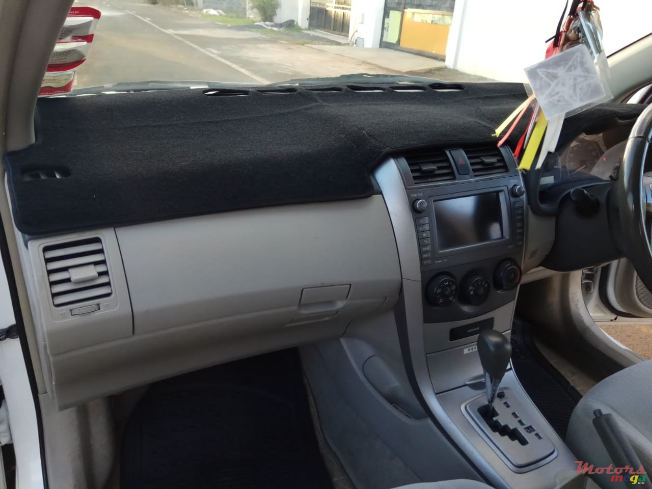 2006' Toyota Axio Original condition photo #4