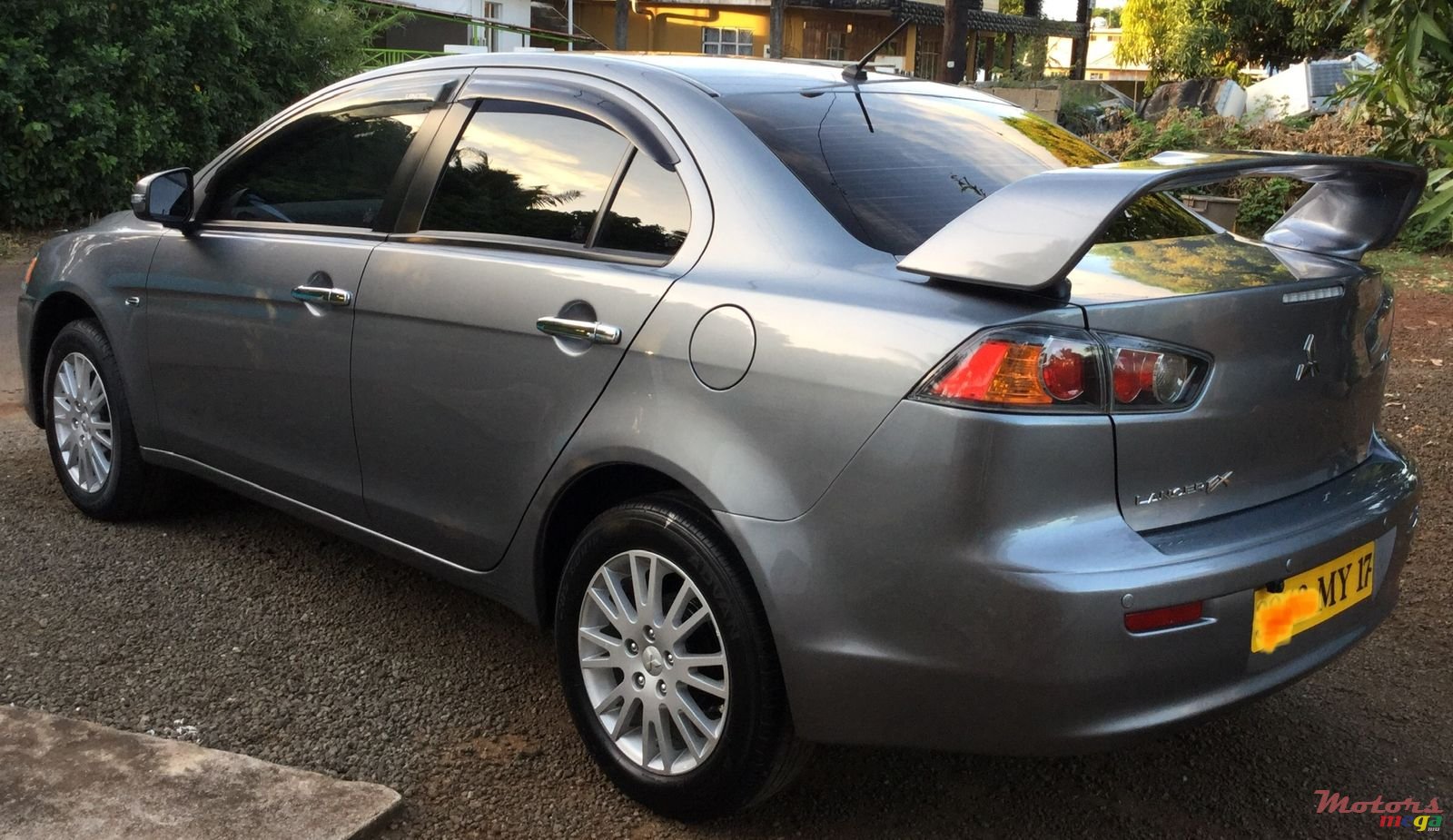 2017' Mitsubishi Lancer EX photo #6