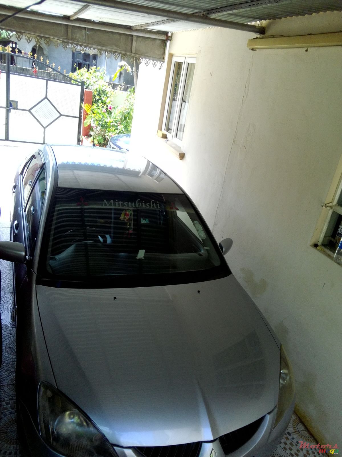 2003' Mitsubishi photo #4