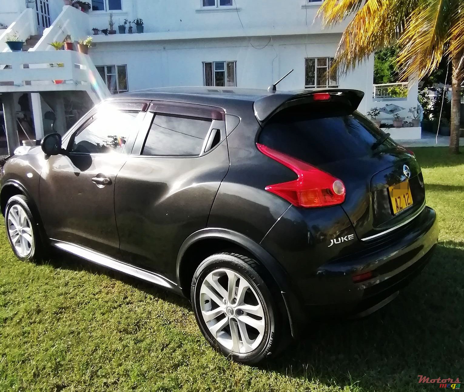 2012' Nissan Juke call 59359247 photo #4